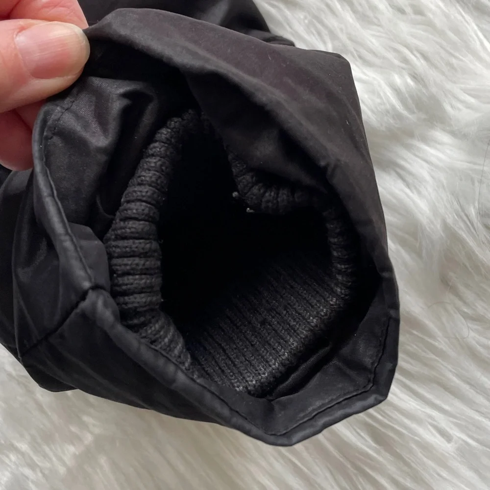 Gap | Women’s Black Medium Lightweight Soft Winter Jacket with Zipper & Buttons